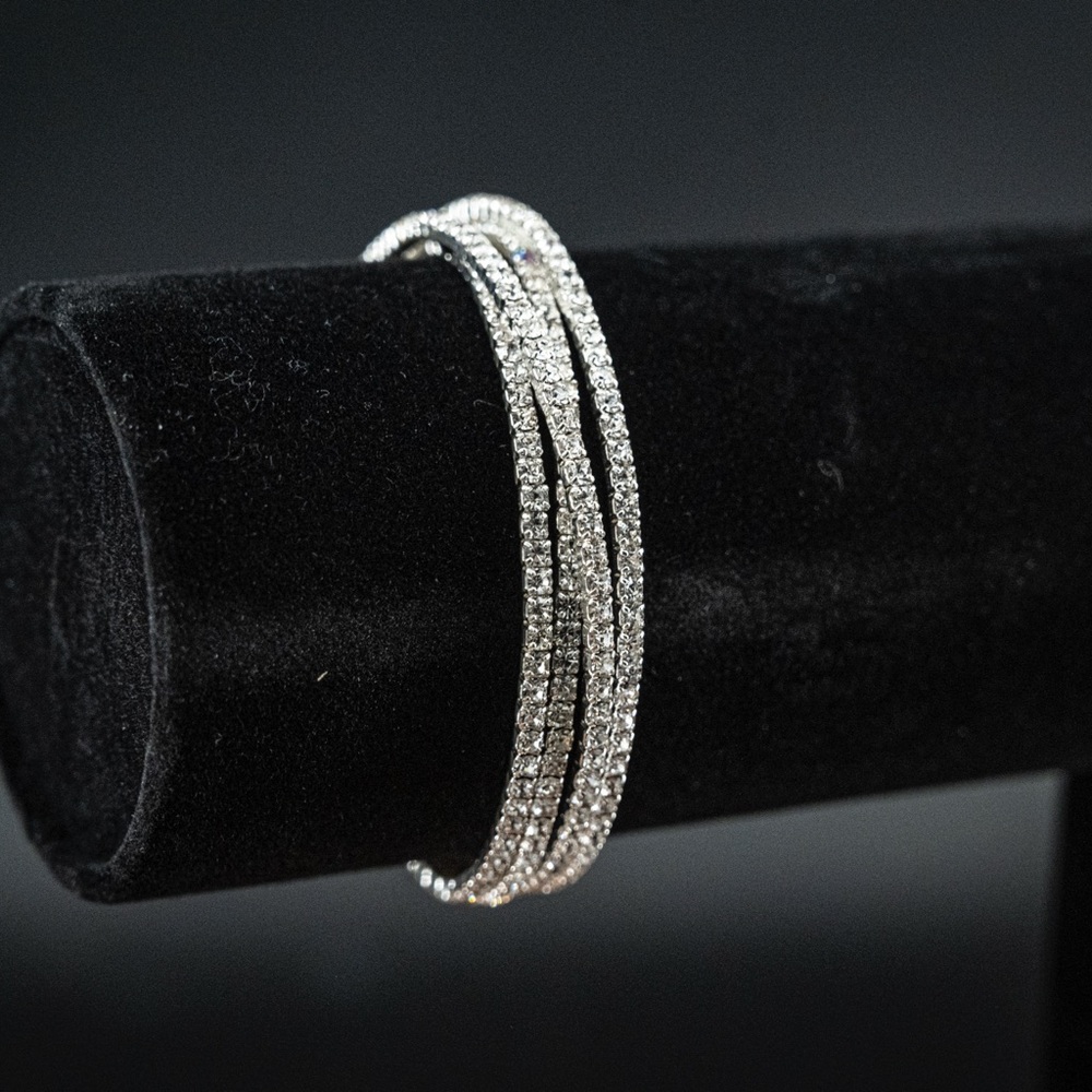 💎 Elegant Silver-Tone Crystal Wrap Bracelet | Wedding | Prom | Special Occasion
